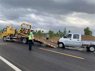 谢通门县车辆遇故障需救援,就近道路救援电话该怎么找?